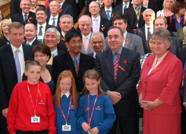 Parliamentary leaders of the Scottish parties, and MSPs  with Dr. Thein Lwin and children from Forthview Primary