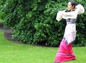 Chang Zhang in front of a beech tree